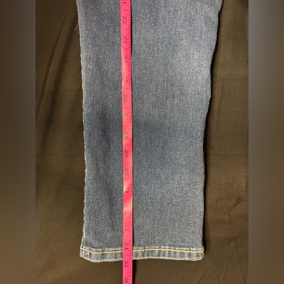 Blue Straight Leg Jeans with Subtle Fading - Picture 8 of 10